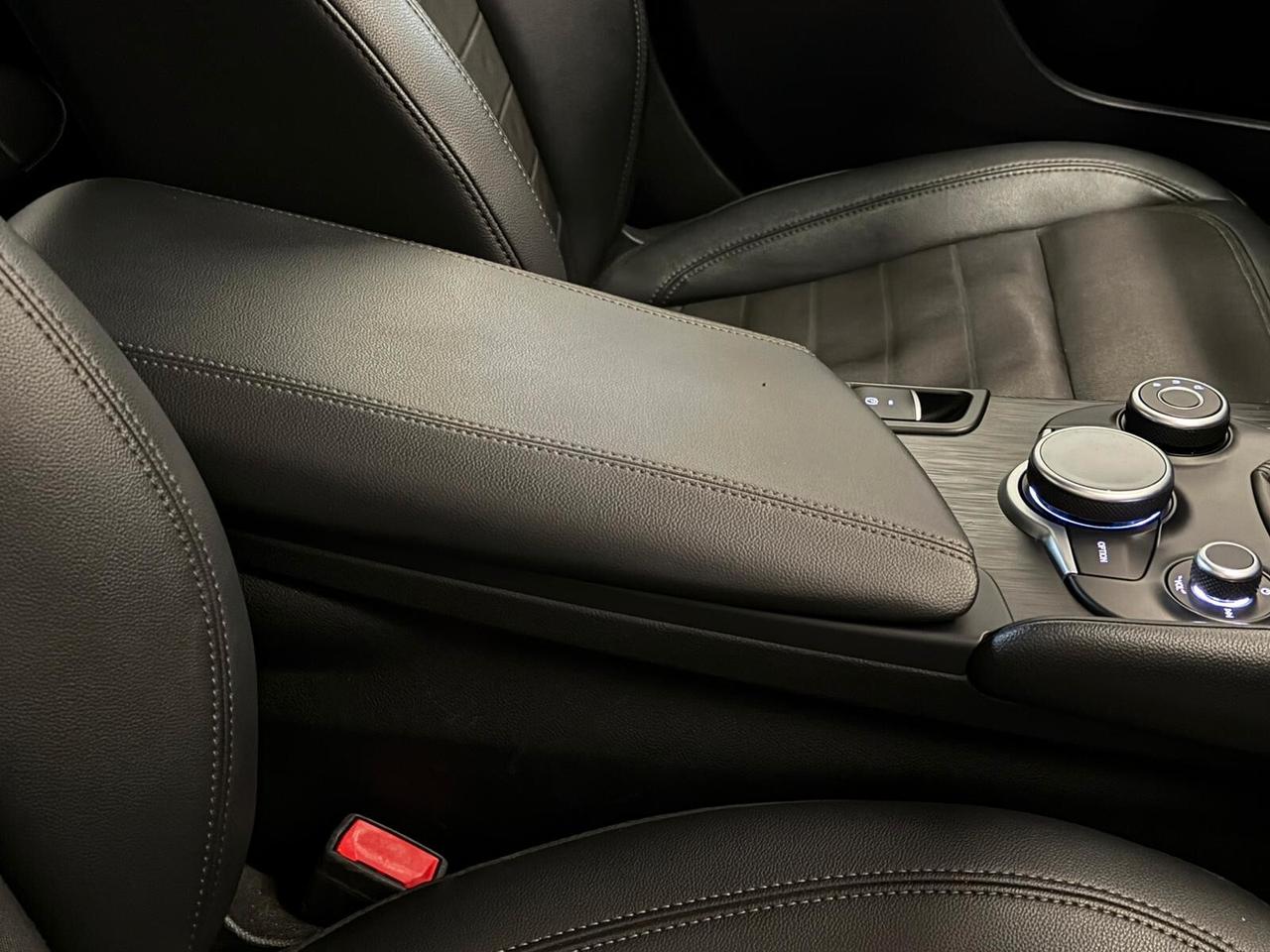 Alfa Romeo Giulia 2.2 Turbodiesel 150 CV