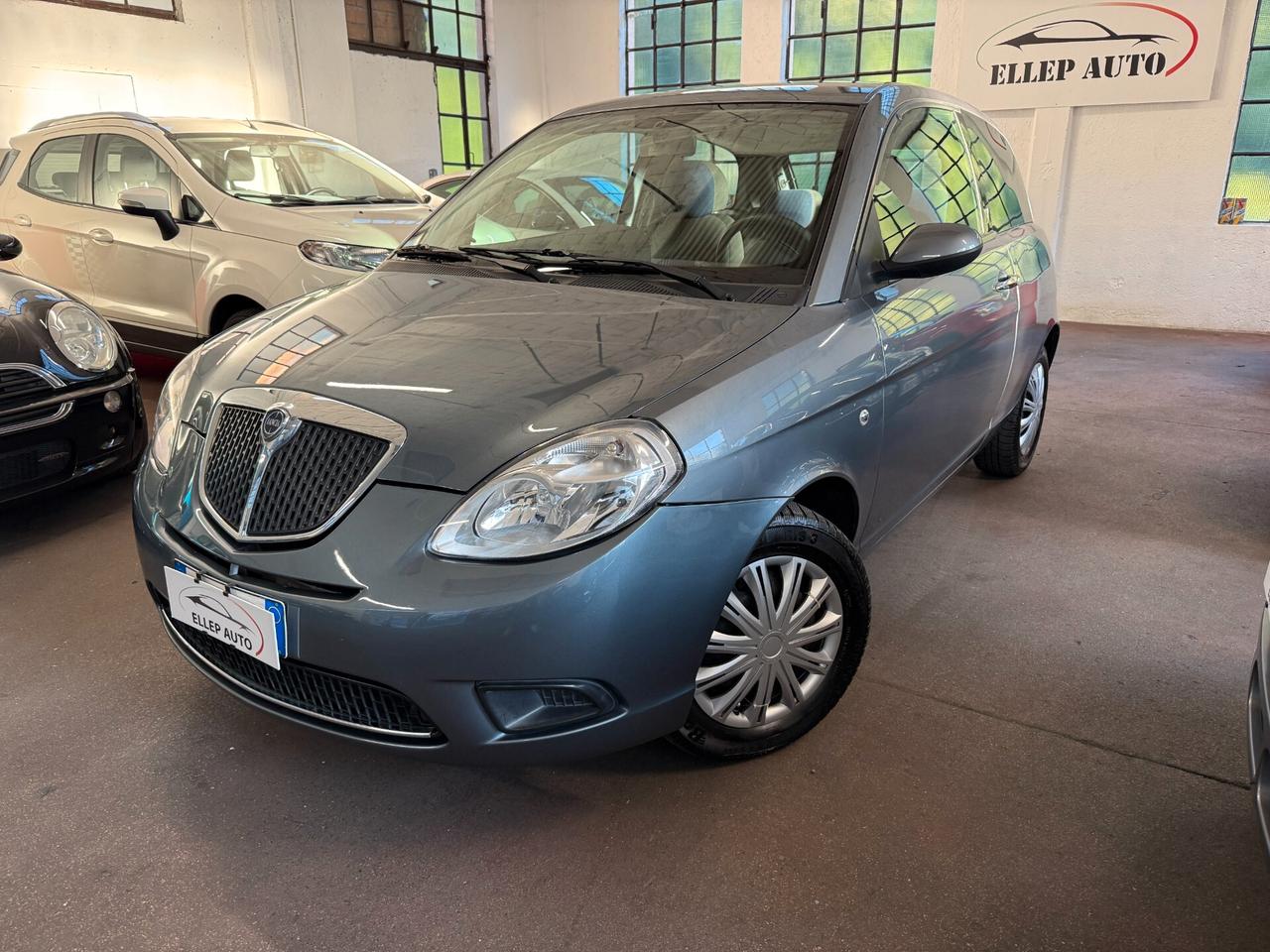 Lancia Ypsilon 1.2 Argento