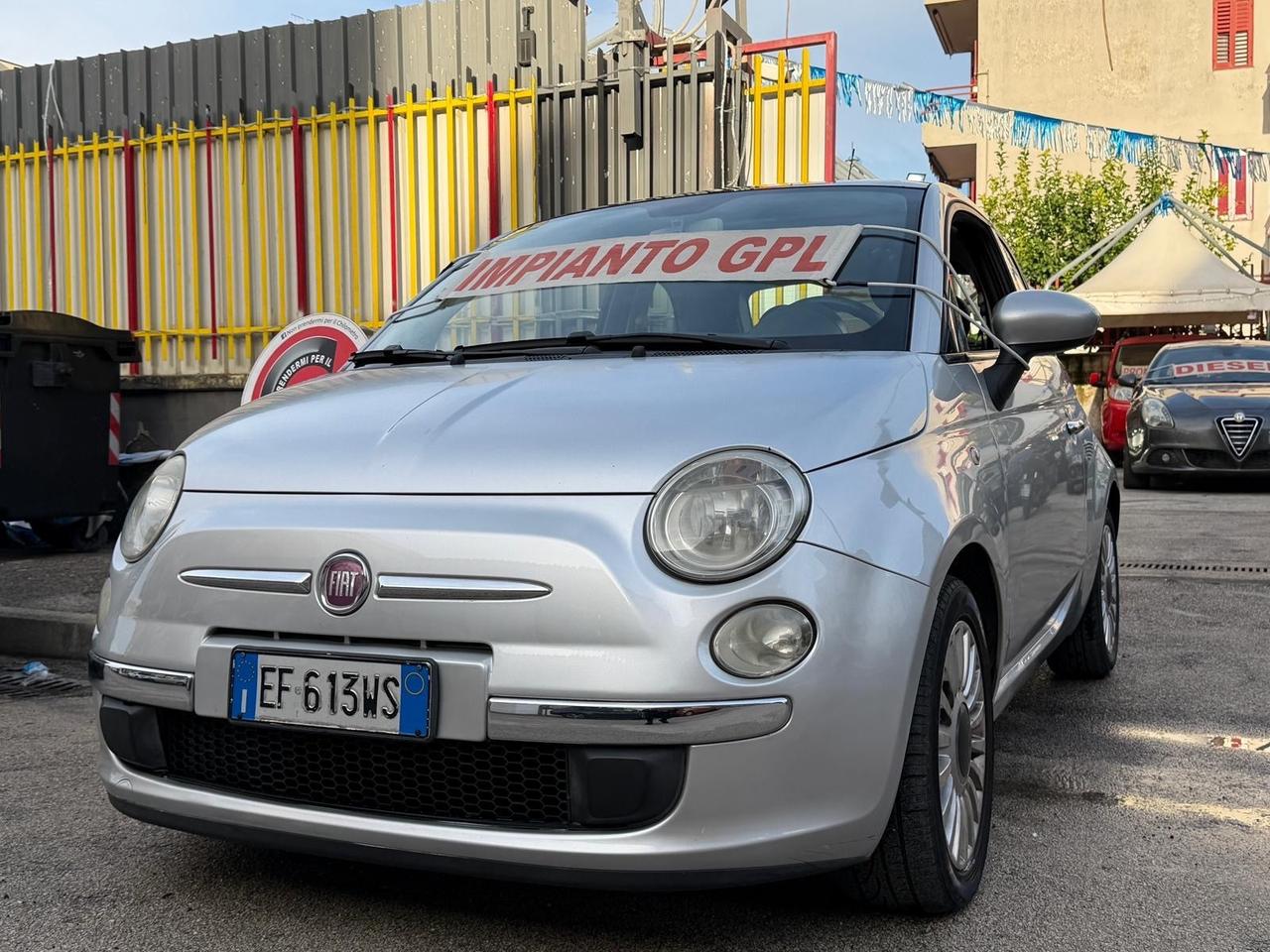 Fiat 500 1,2 Gpl loung 2011 178,00 certificati