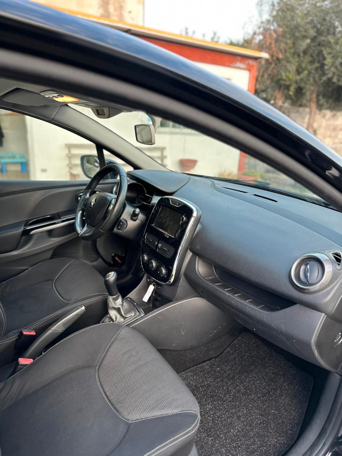 Renault Clio 1.5 dCi 8V 75CV 5 porte Live (ADATTA NEOPATENTATI)