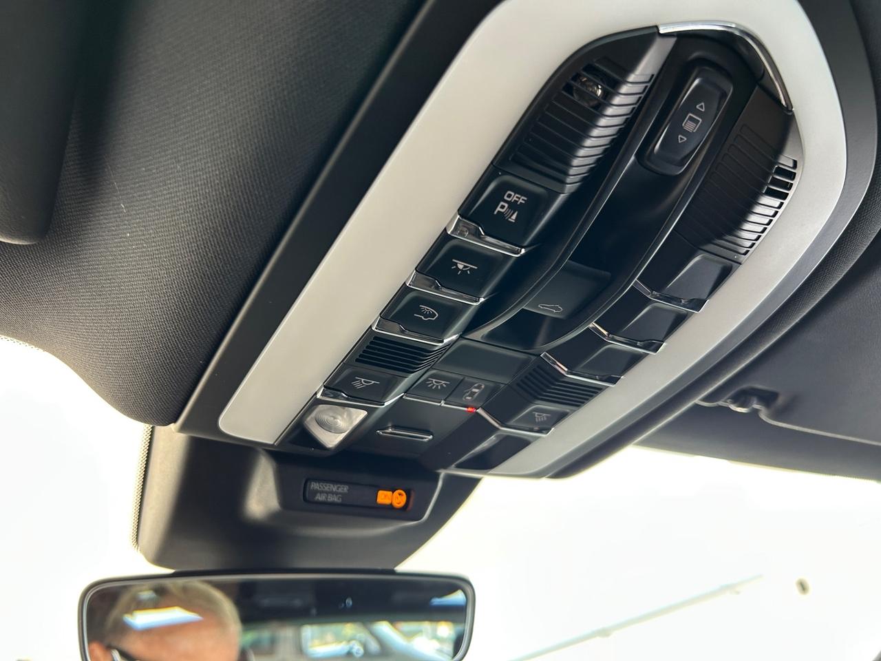 Porsche Macan 2.0 T Auto