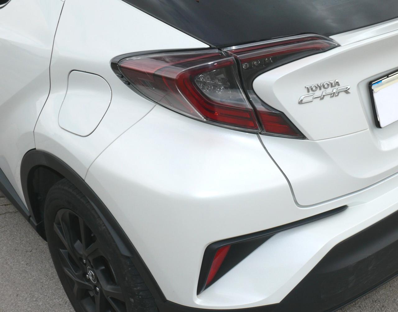Toyota C-HR 1.8 Hybrid E-CVT Style (M1310)