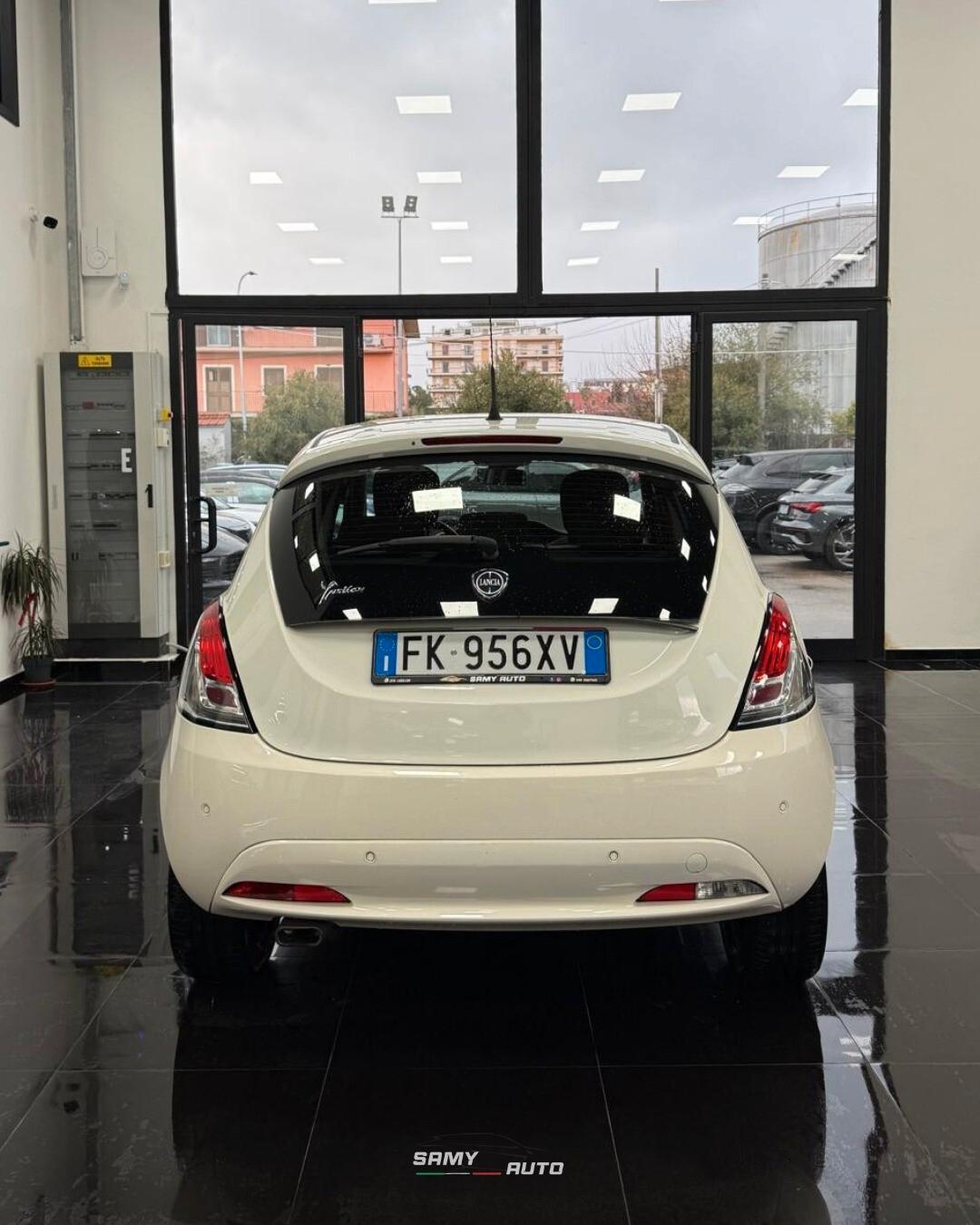 Lancia Ypsilon 1.2 69 CV 5 porte