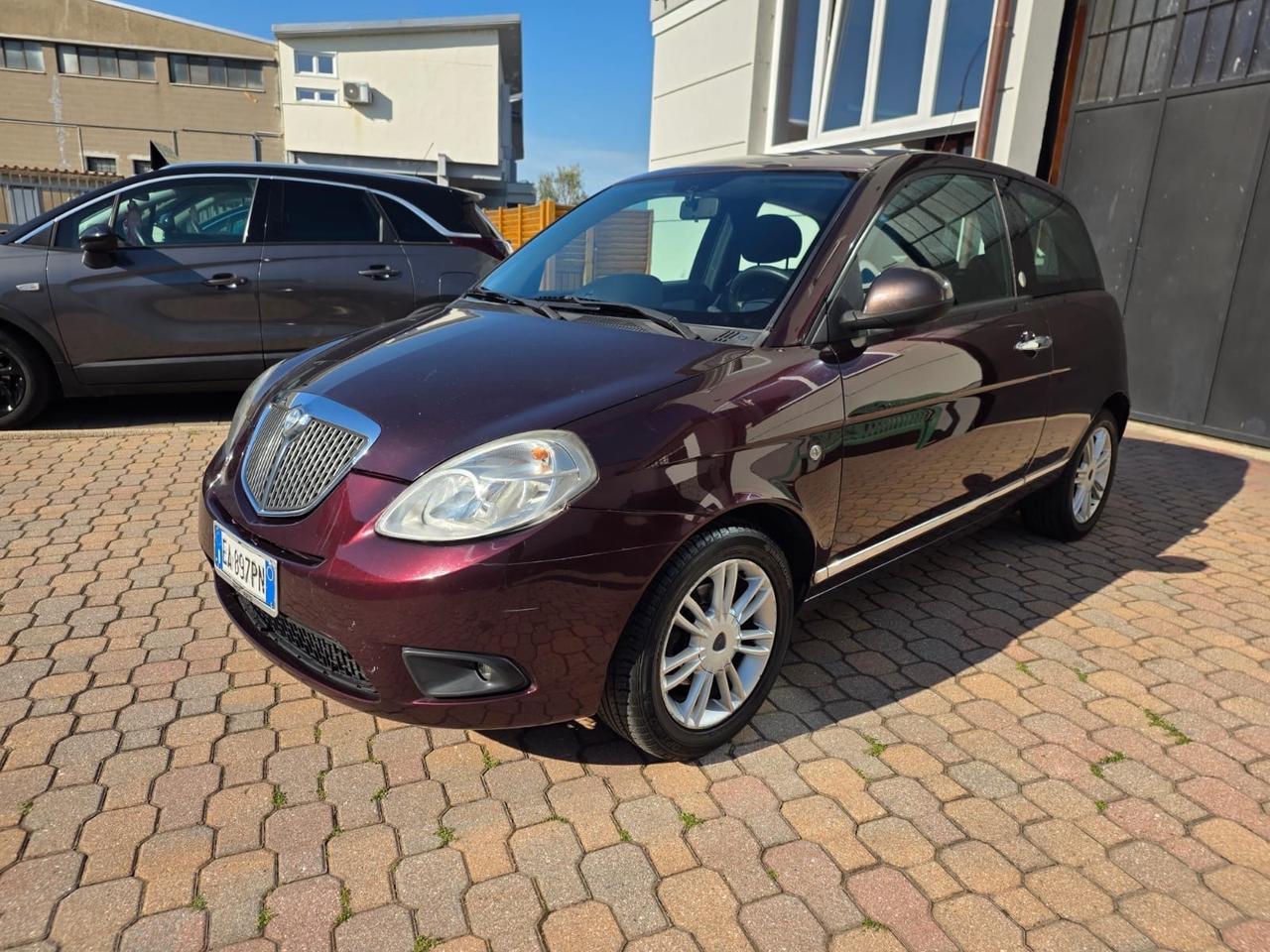 Lancia Ypsilon 1.4 Oro Ecochic GPL