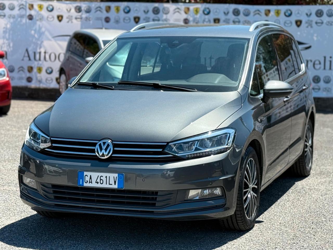 Volkswagen Touran 1.5 TSI ACT DSG Business BlueMotion Technology