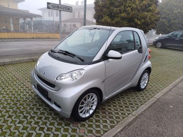 Smart ForTwo 1000 52 kW coupé passion