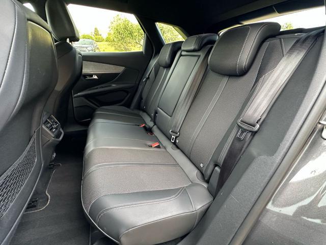 PEUGEOT 3008 BlueHDi 130 S&S EAT8 GT LINE UNIPRO !!