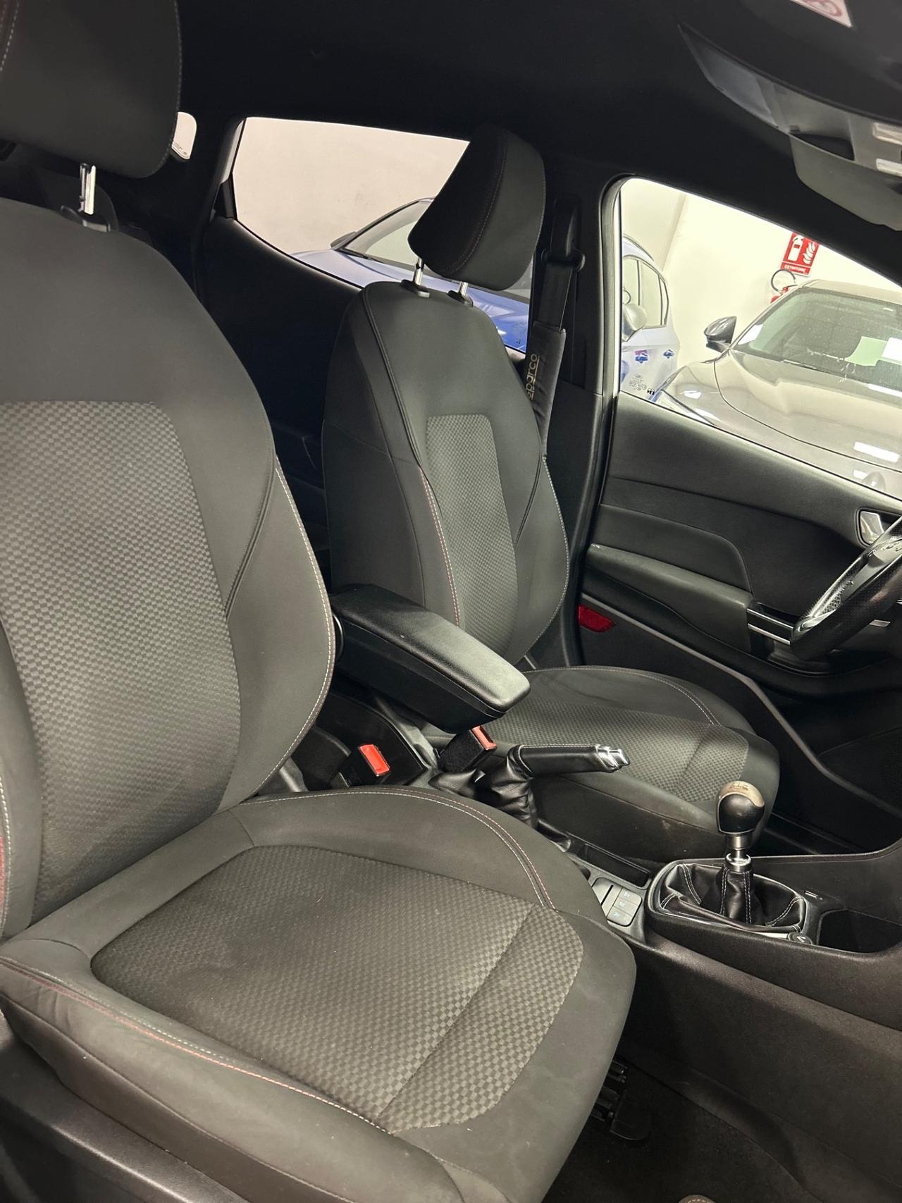 Fiesta 1.5 TDCi 120 CV 5 porte ST-Line