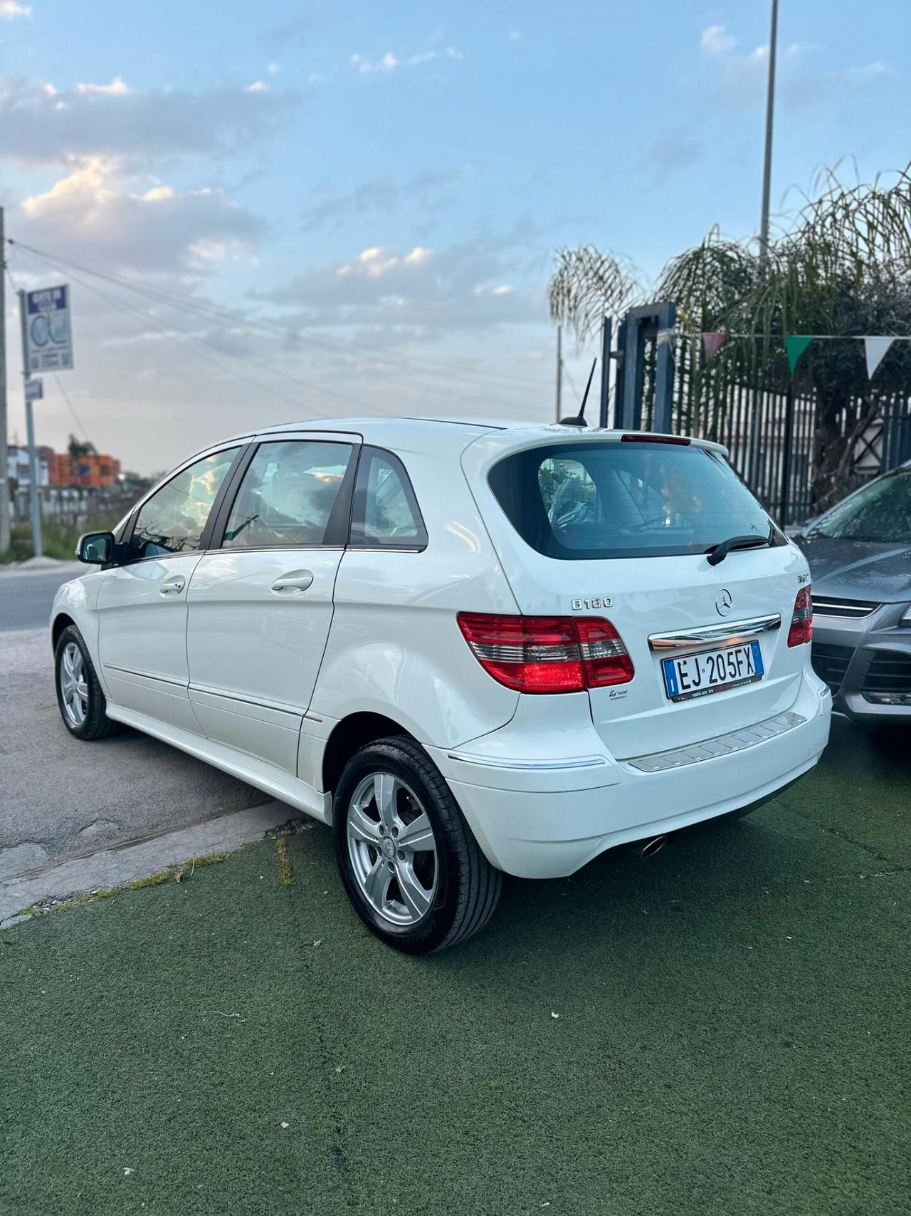 Mercedes-benz B 200 B 180 NGT BlueEFFICIENCY Premium