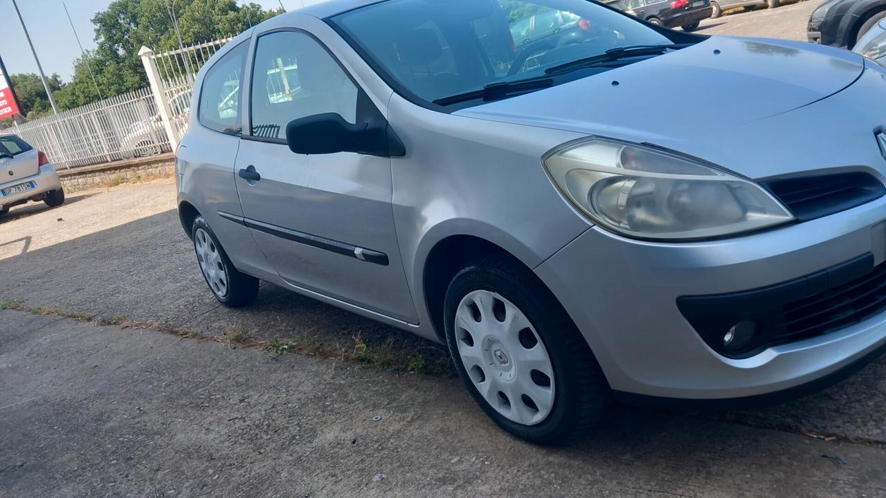 Renault Clio Storia 1.2 3 porte Dynamique