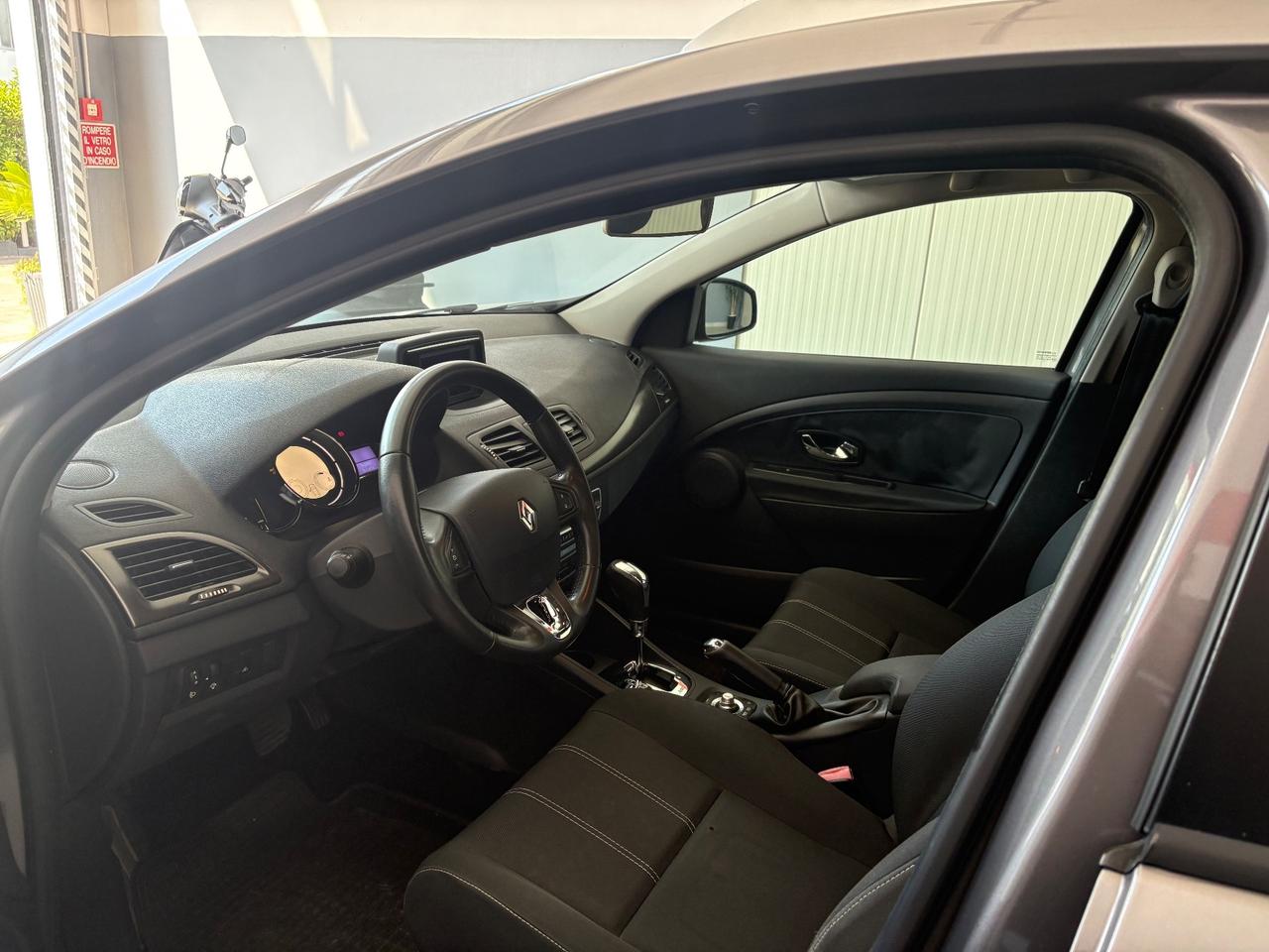 Renault Megane Mégane 1.5 dCi 110CV EDC SporTour Limited