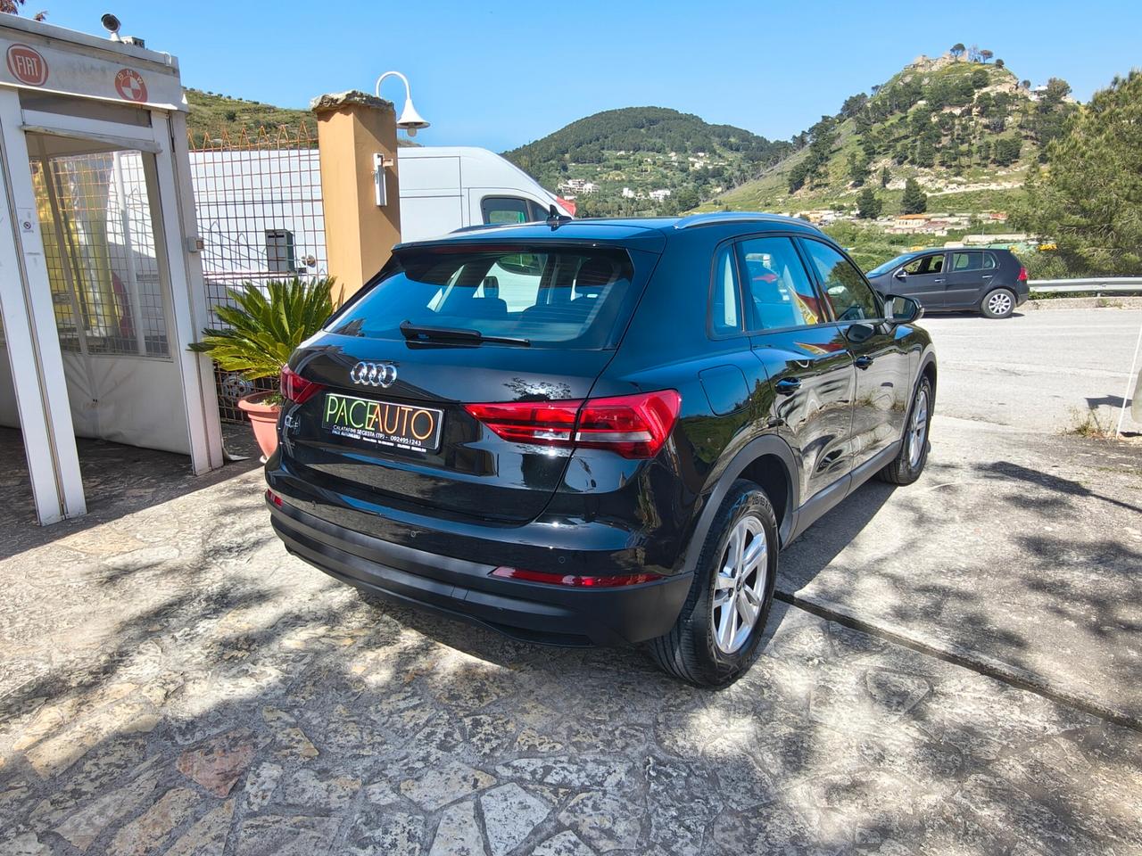 Audi Q3 35 TDI S tronic Business
