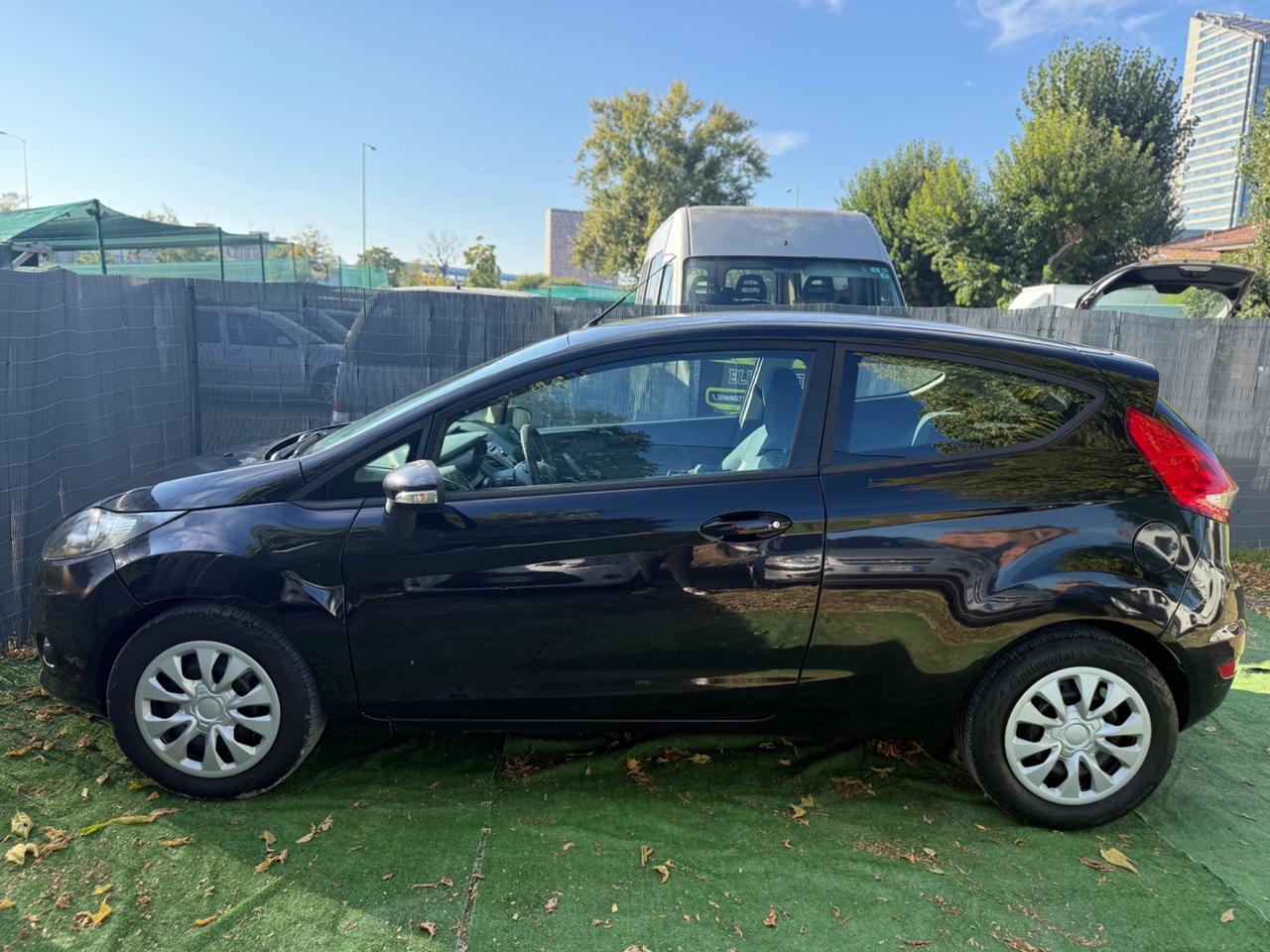 Ford FIESTA 1.4 GPL TITANIUM NEOPATENTATI