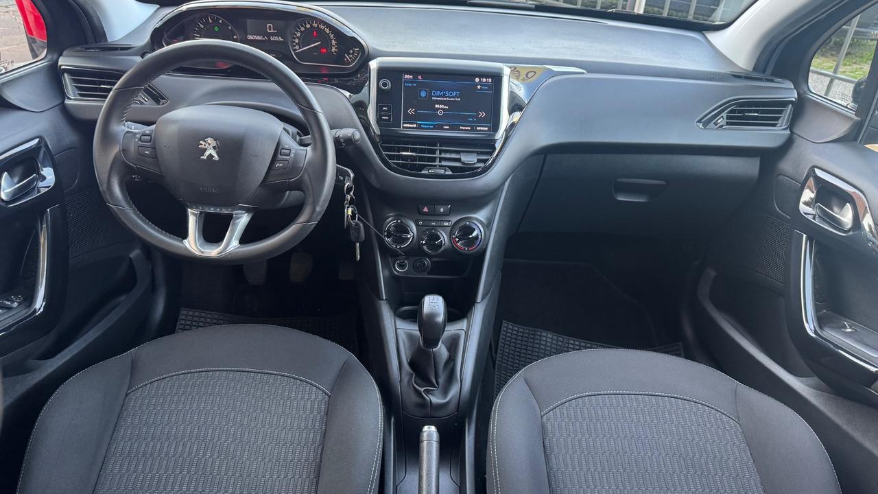Peugeot 208 PureTech 82 5 porte Allure