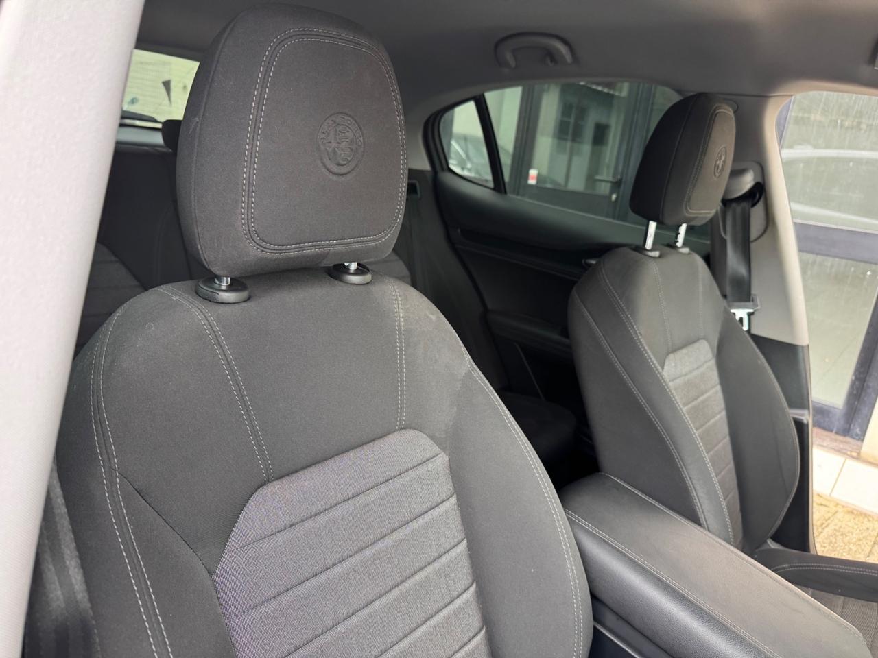 Alfa Romeo Stelvio 2.2 Turbodiesel 160 CV AT8 RWD Business