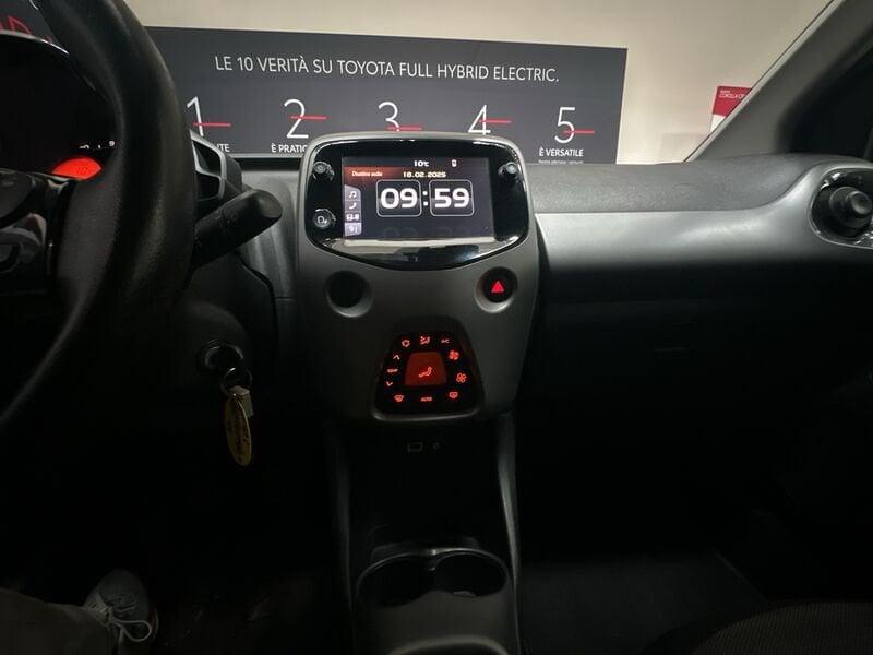 Toyota Aygo 1.0 VVT-i 72 CV 5 porte x-fun