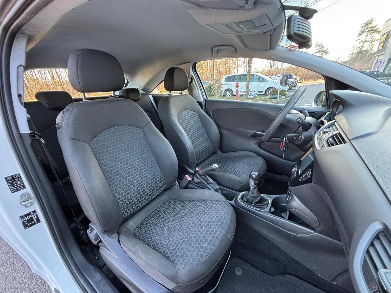 Opel Corsa 1.4 90CV GPL Tech Coupé b-Color