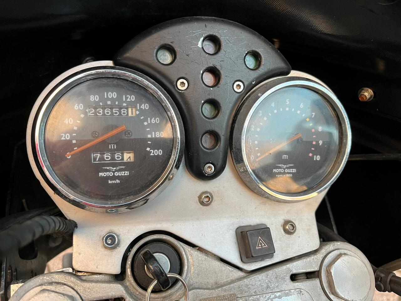 Moto Guzzi Nevada 750