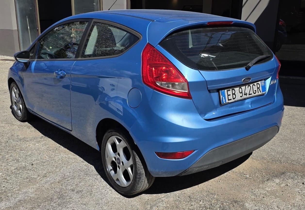 Ford Fiesta 1.4 3 porte Bz.- GPL Titanium