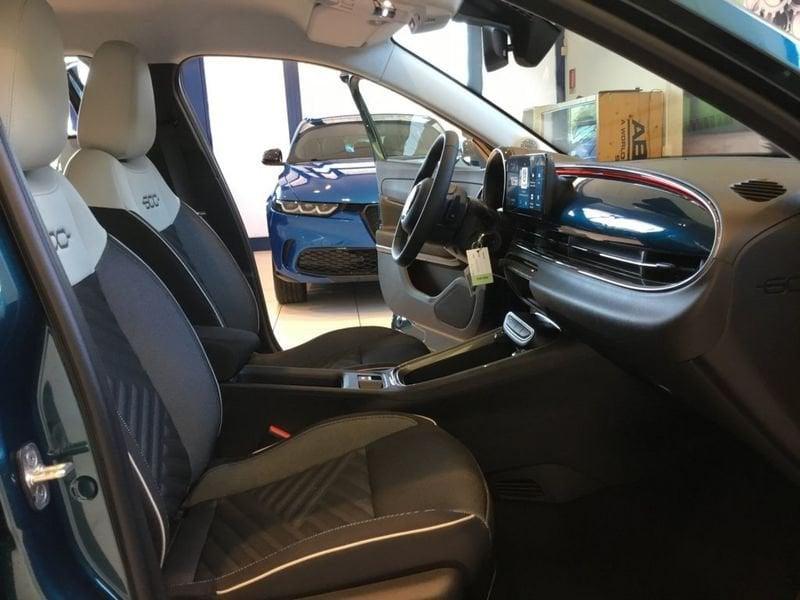 FIAT 600 600 Hybrid 145 CV DCT MHEV Icon MY24 + EXTRA