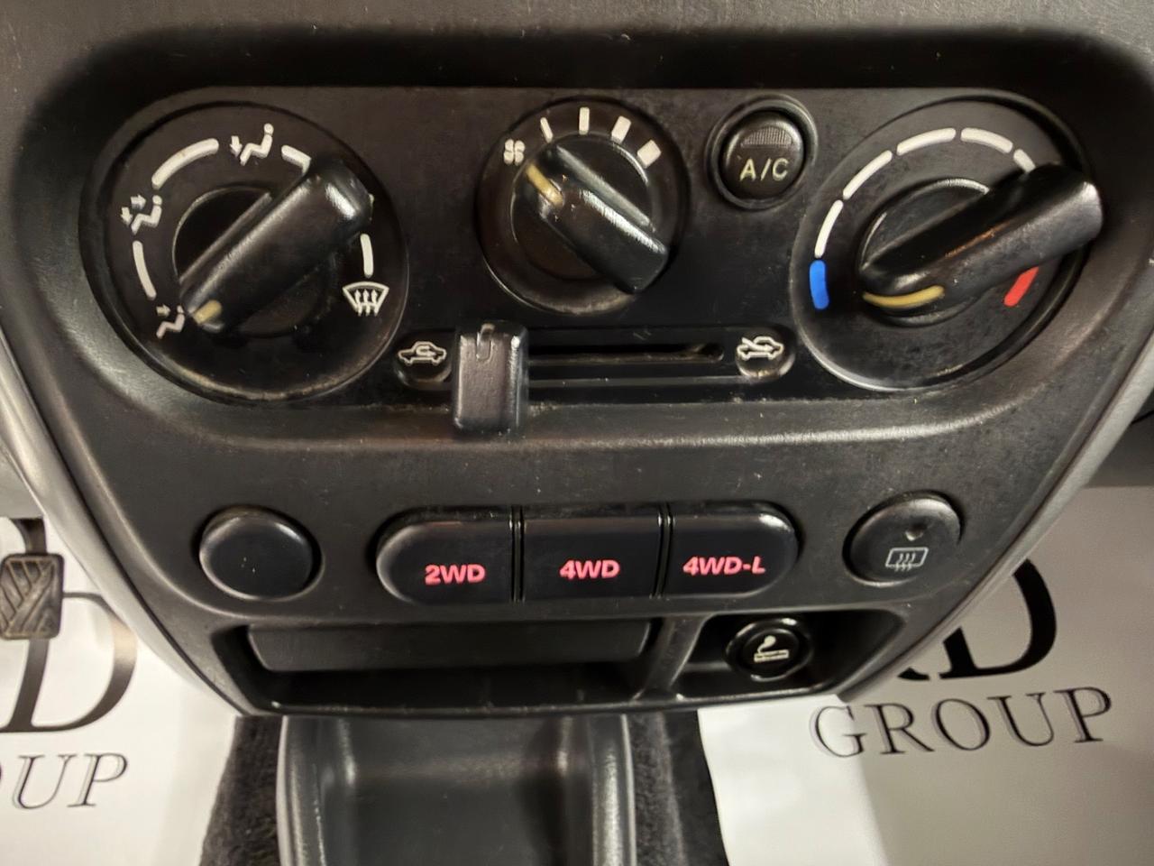 Suzuki Jimny 1.5 DDiS cat 4WD JLX neopatentati