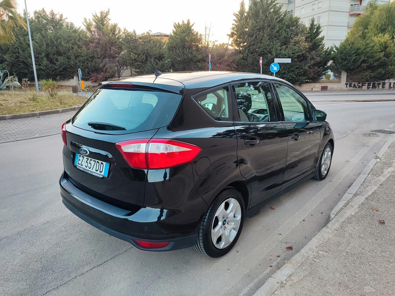 Ford C-Max 1.6 TDCi 115CV 2015!!