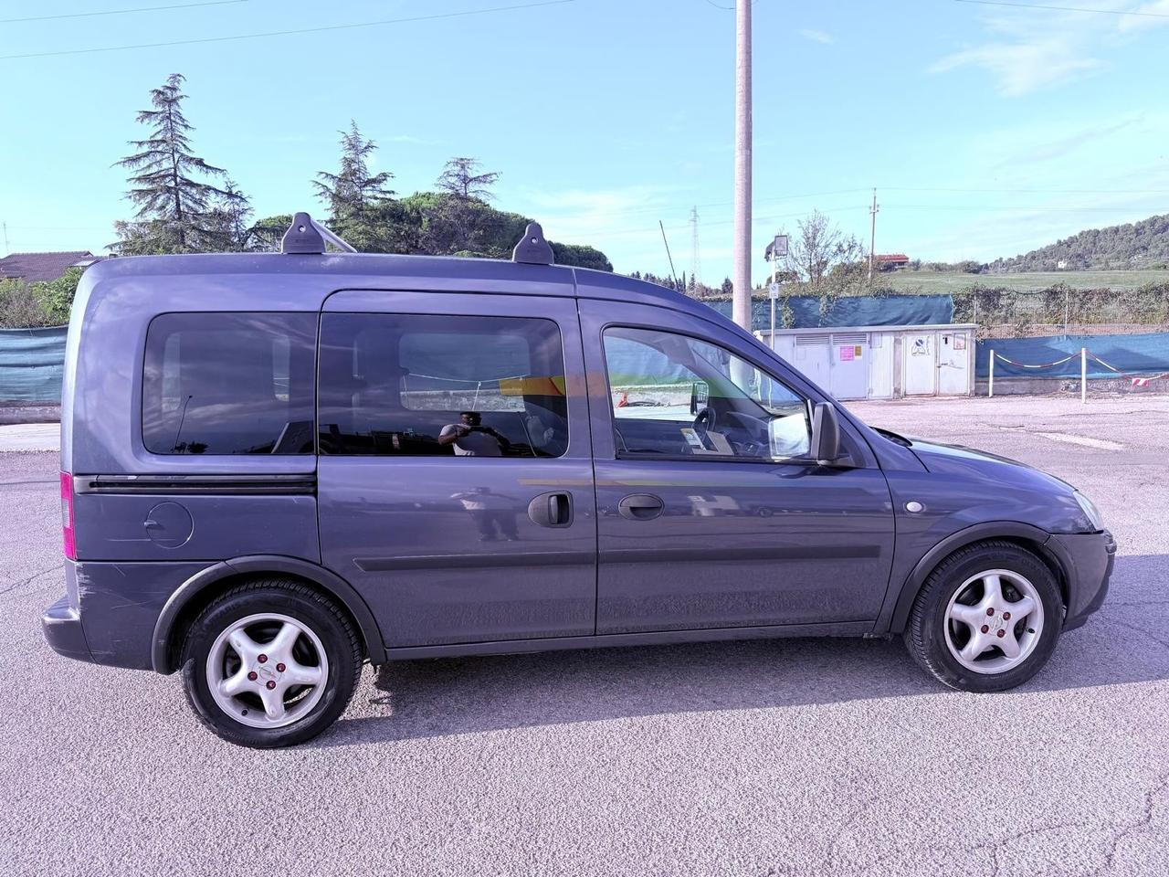 Opel Combo 1.6 CNG Metano 4p. Van Vetrato