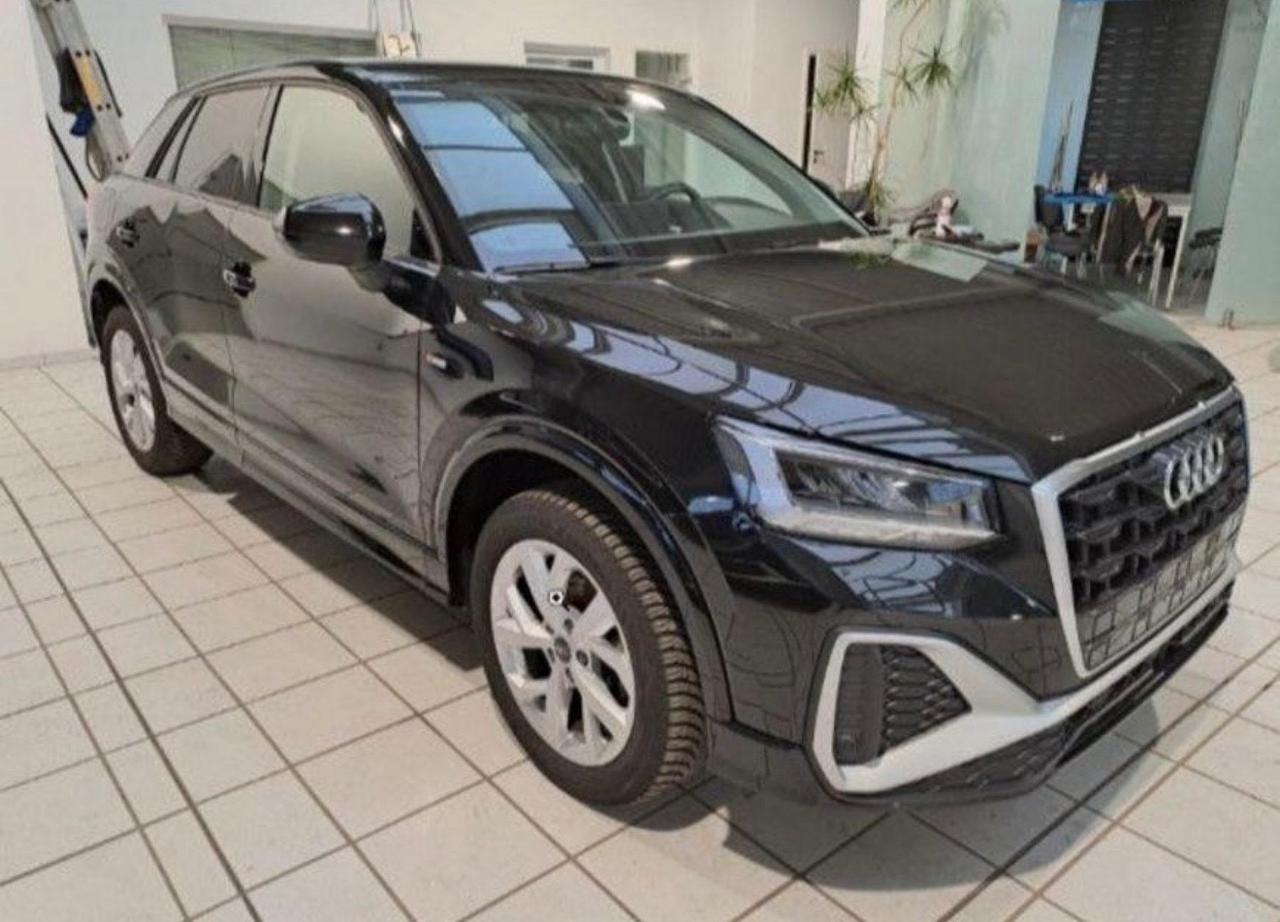 Audi Q2 35 TFSI S tronic S line esterno Navi