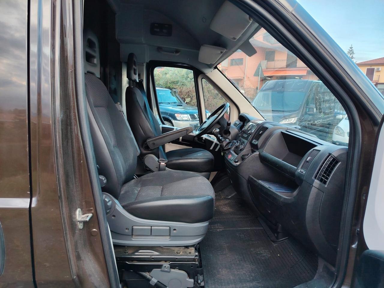 Peugeot Boxer 2.0 BlueHDi 330 L2H2 Pro 130