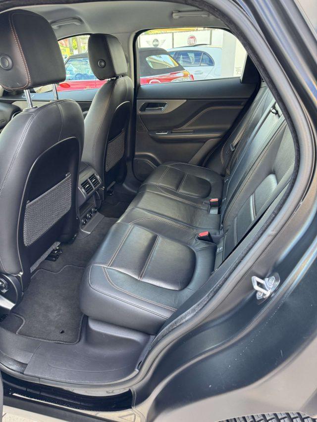 JAGUAR F-Pace 2.0d 180cv auto my18