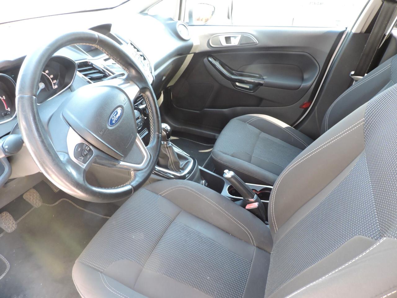 Ford Fiesta 1.5 TDCi 75CV 5 porte Titanium