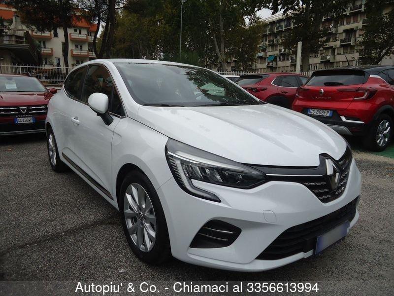 Renault Clio Full Hybrid 140 cv NEOPATENTATI