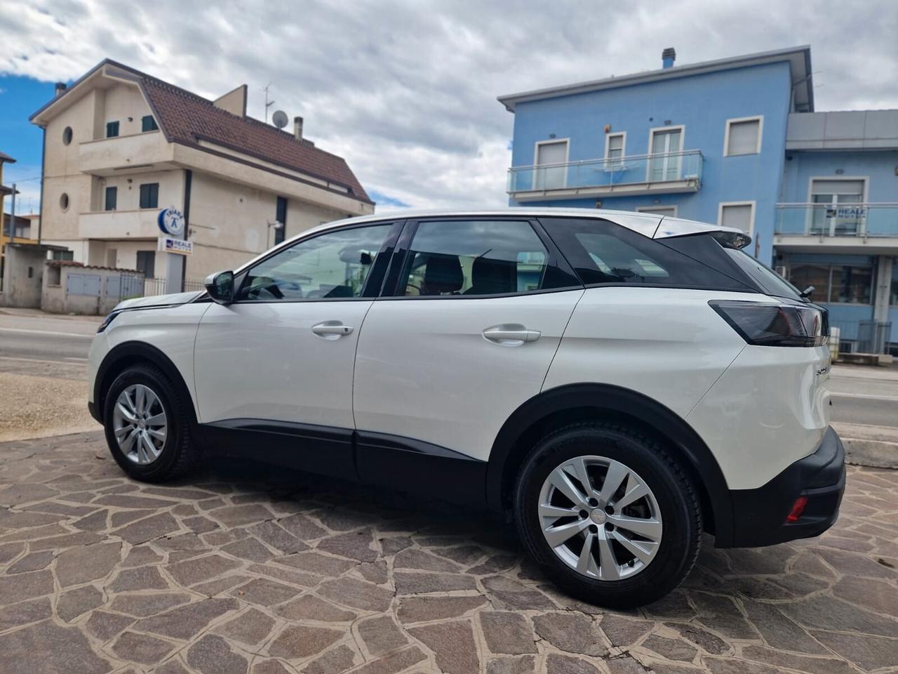 Peugeot 3008 BlueHDi 130 S&S EAT8 Active Business OK NEOPATENTATI