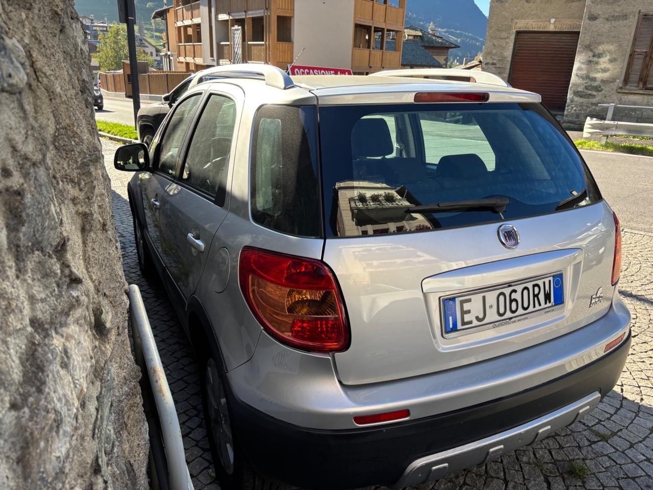 Fiat Sedici 2.0 MJT 16V DPF 4x4 Emotion