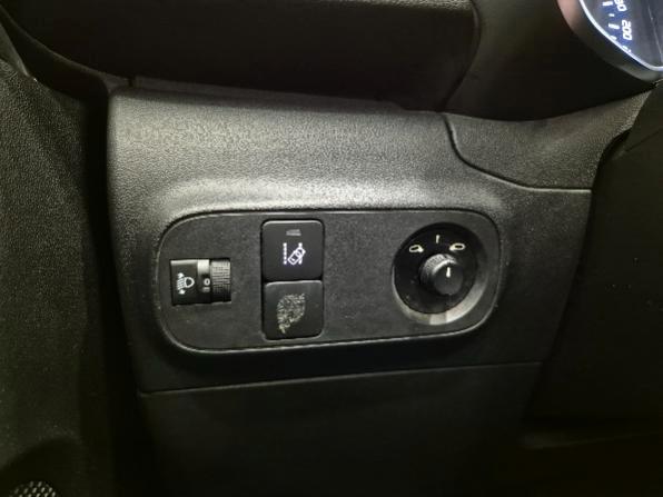 Citroen C3 1.2 puretech Shine 82cv - NEOPATENTATI - Cam - Carplay