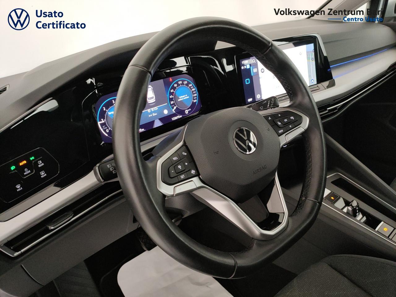 Volkswagen Golf variant 2.0 tdi life 150cv dsg