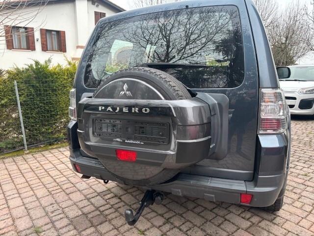 Mitsubishi Pajero 3.2 DI-D 16V aut. 5p. Instyle DPF