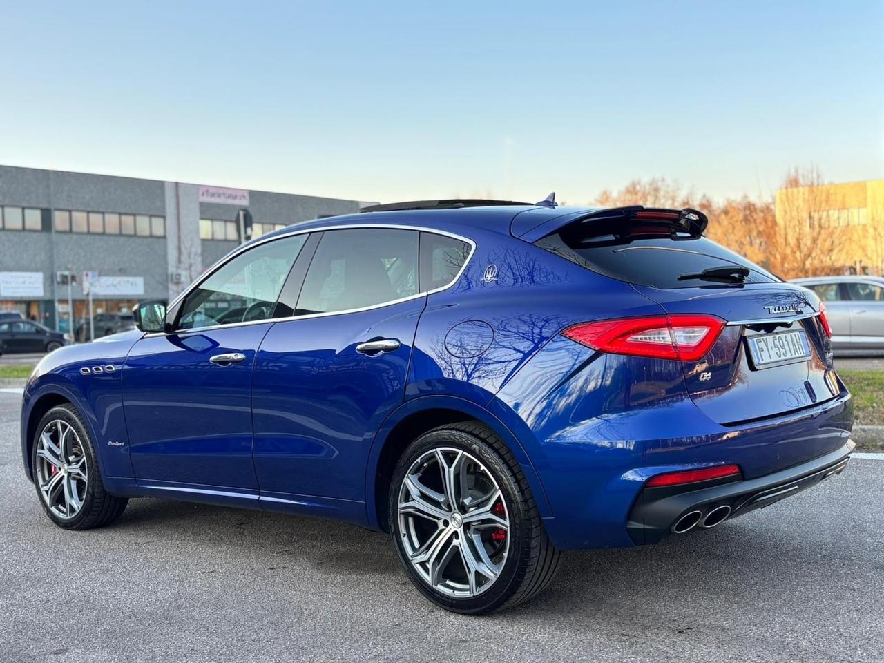 Maserati Levante V6 AWD Gransport 350CV •TETTO•PELLE BEIGE•