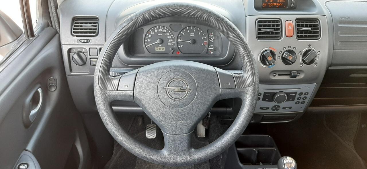 Opel Agila 1.2 16V Fashion Line