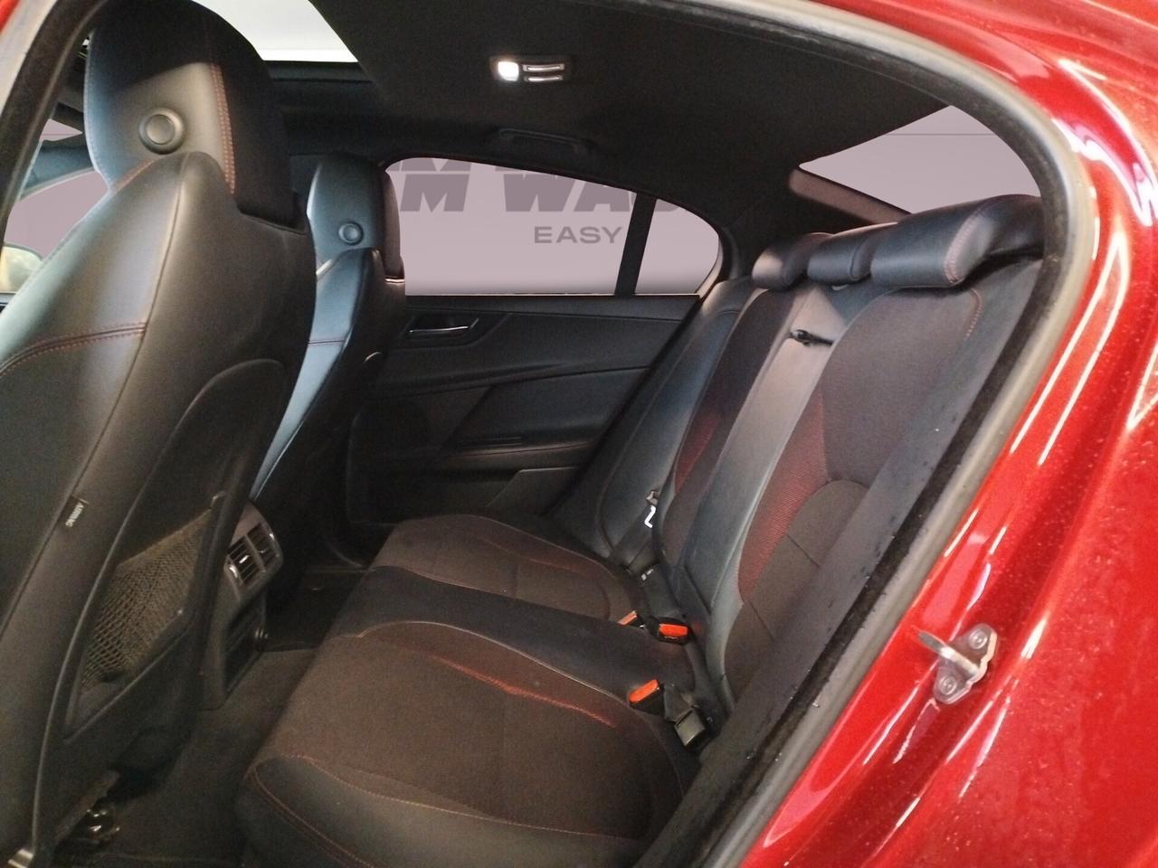 Jaguar XE 2.0 D Turbo aut. Portfolio - OPERATORI DEL SETTORE - GUASTO AL MOTORE