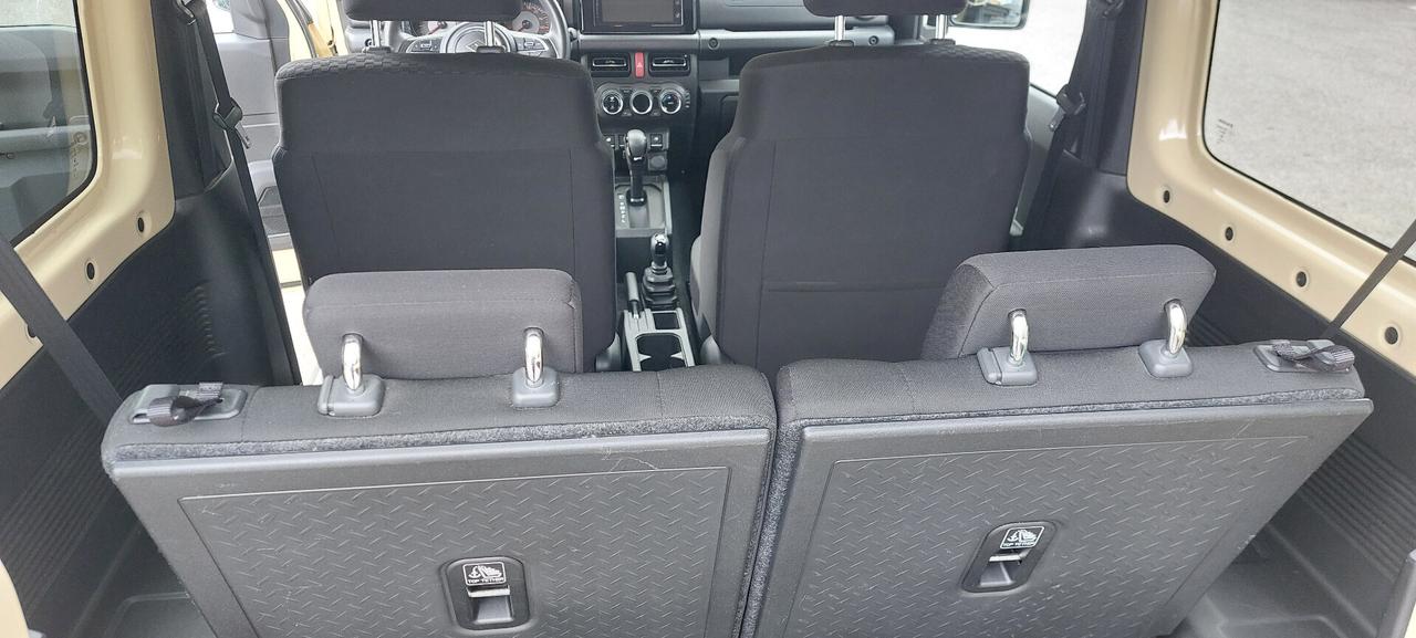 Suzuki Jimny 1.5 4AT Top