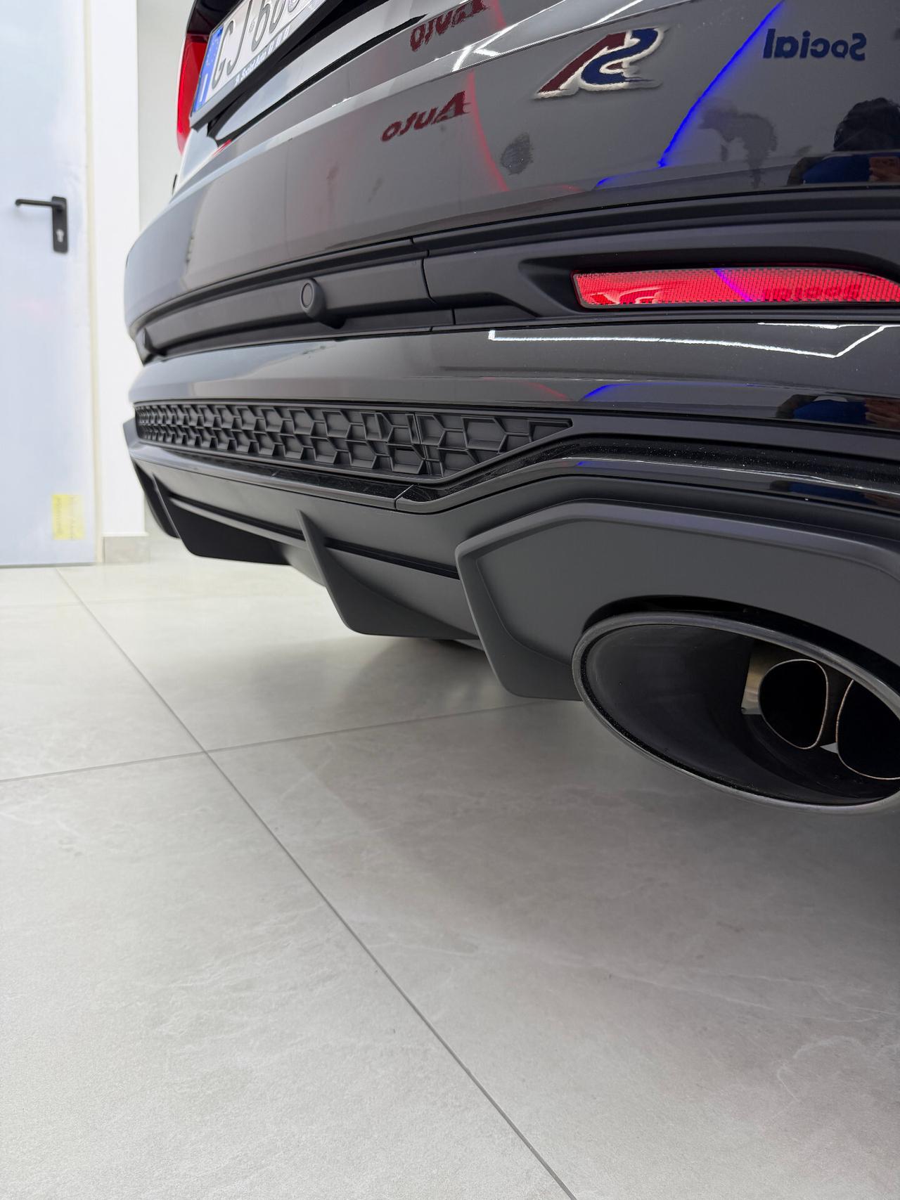 Audi RS Q3 versione unica