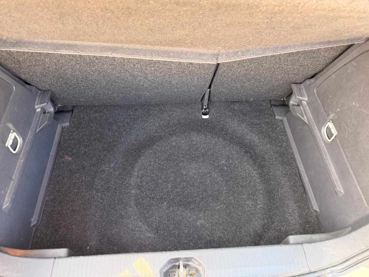 Opel Corsa 1.2 5 porte Club CAMBIO AUTOMATICO