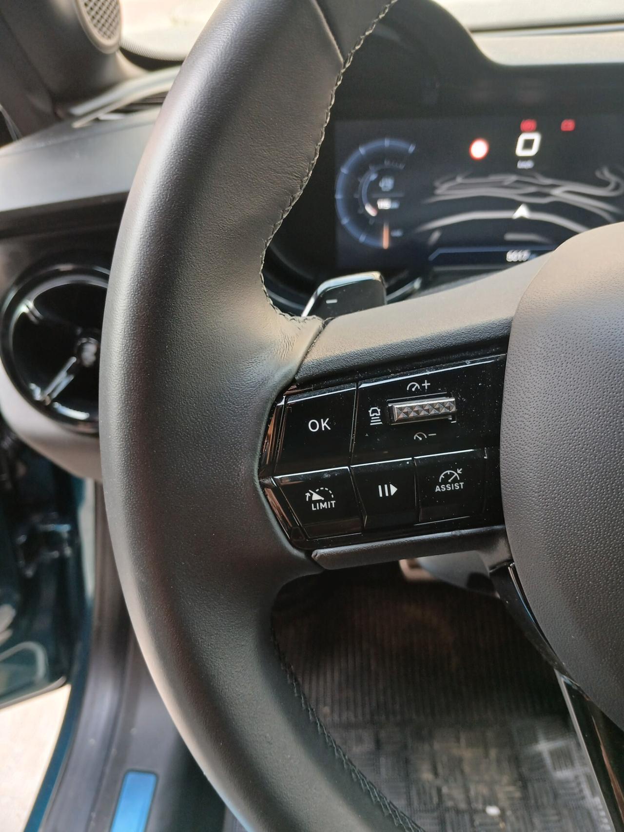 Alfa Romeo Junior 1.2 136 CV Hybrid eDCT6