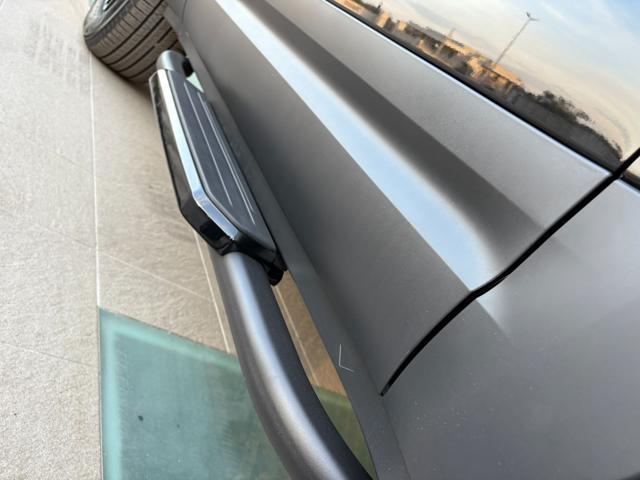 LAND ROVER Defender 90 3.0D I6 200 CV AWD Auto ''TOTAL BLACK''