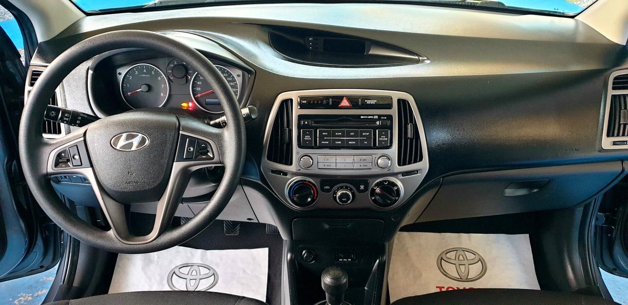 HYUNDAI IX20 1.2 BENZINA 49 MILA KM. OK NEOPATENTATI