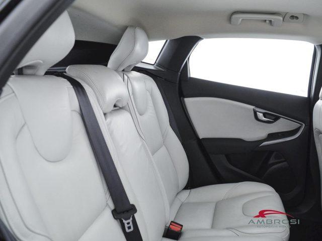 VOLVO V40 D2 1.6 Business Edition