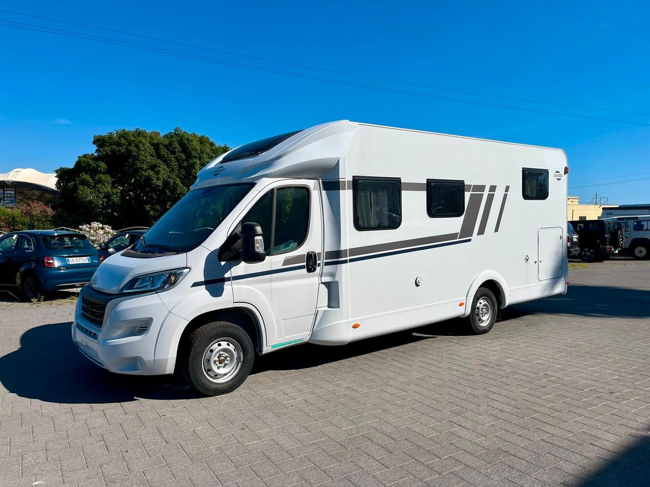 Approfitta su Carado T-447-Km 0