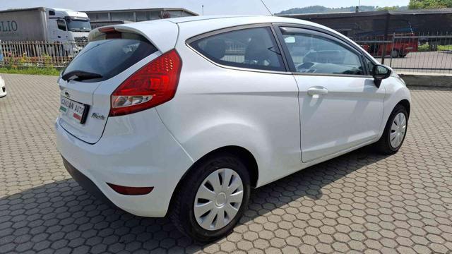 FORD Fiesta 1.6 TDCi ADATTA NEOPATENTATI