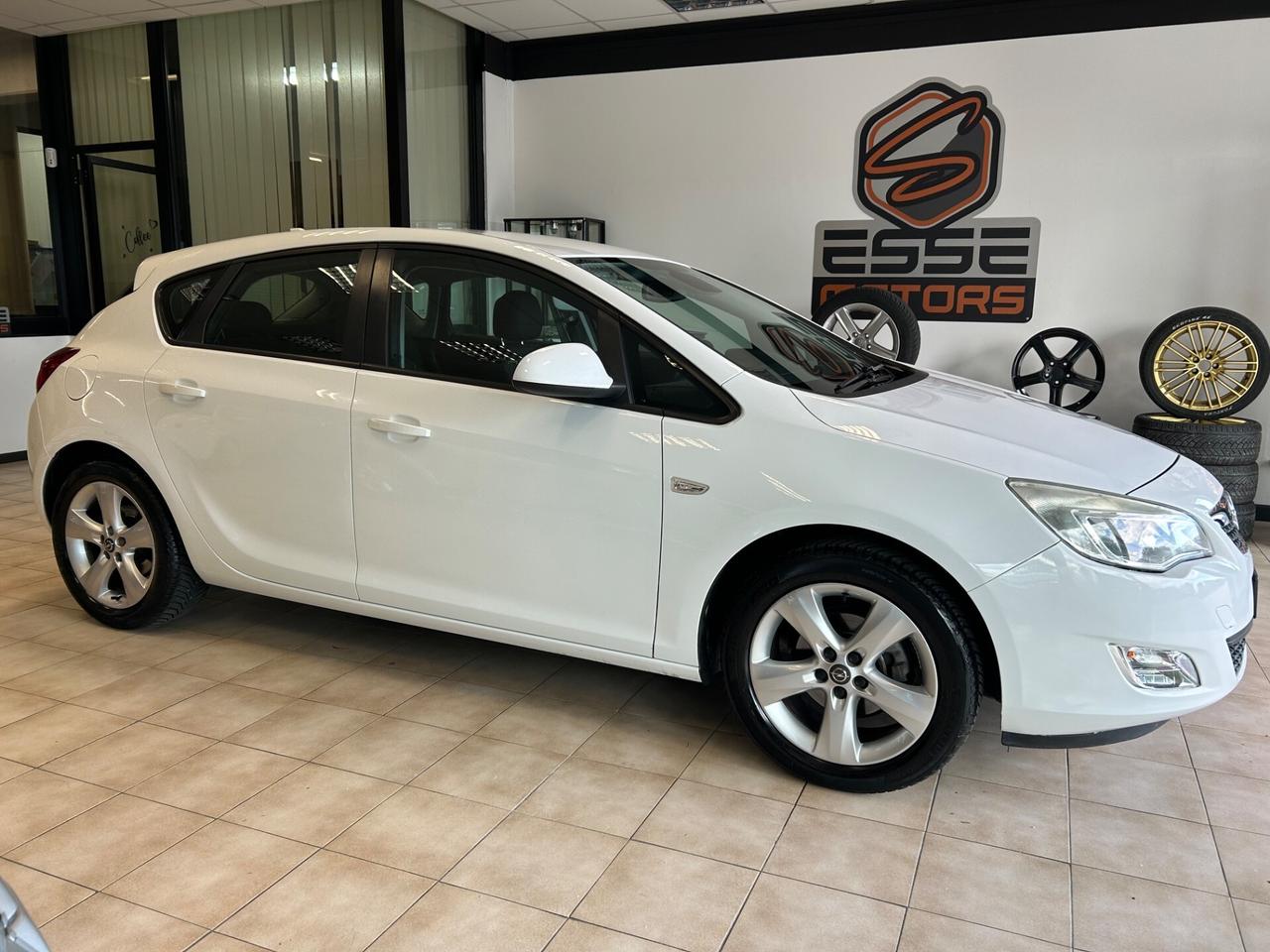 Opel Astra - 2010 1.4 GPL 100cv 174.000 km